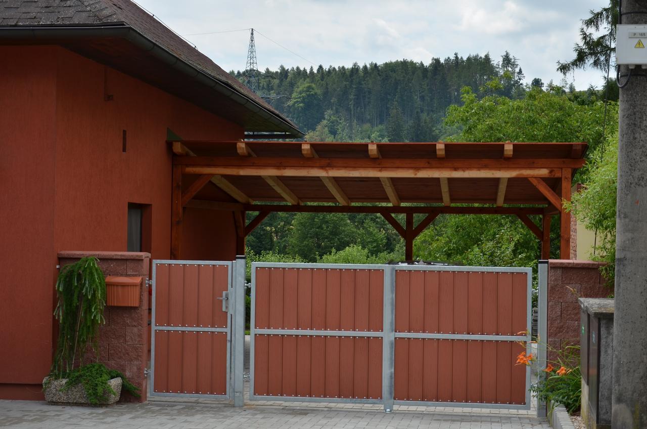 Penzion Aura Dvůr Králové nad Labem Zewnętrze zdjęcie